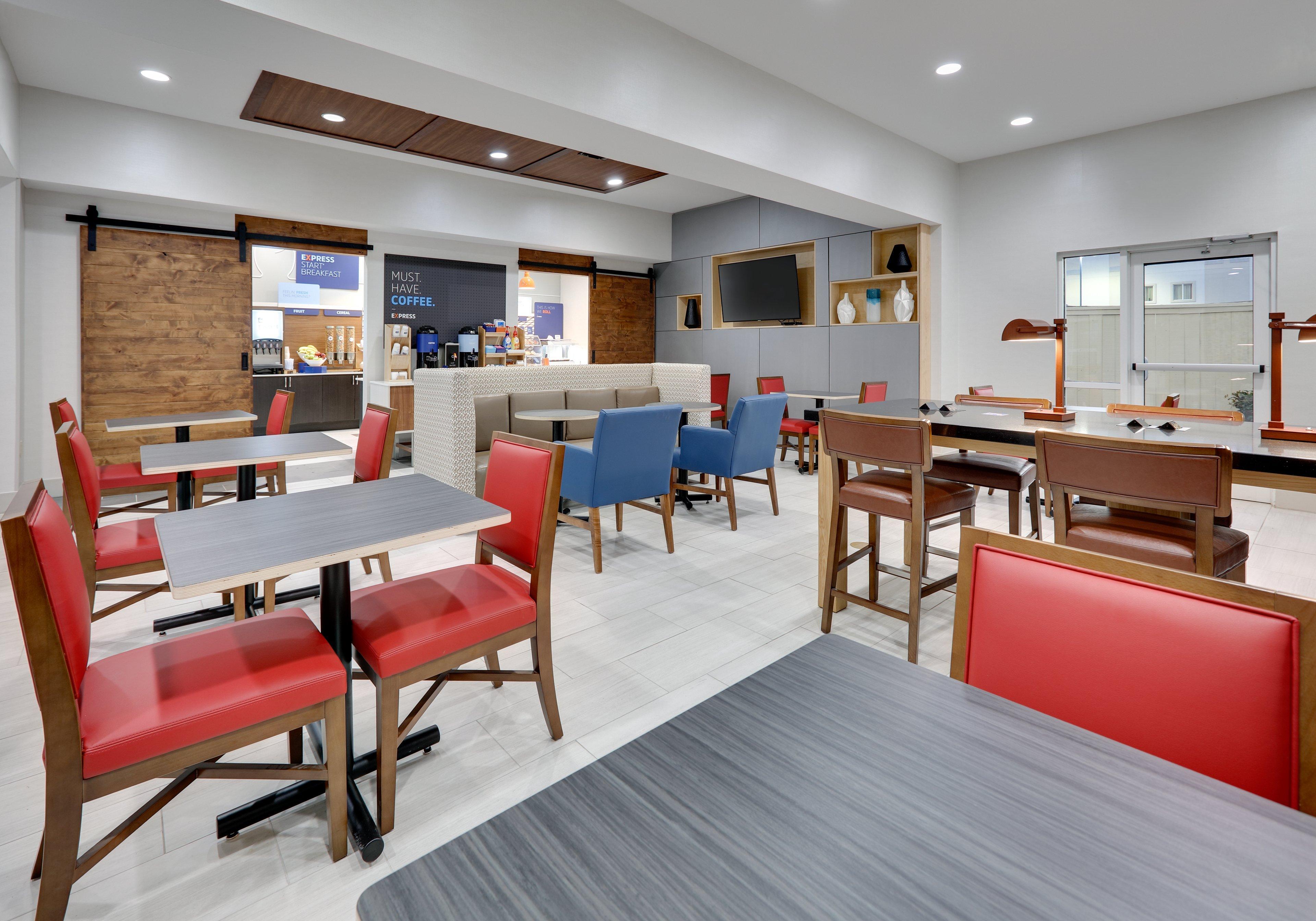 Holiday Inn Express Hotel & Suites Cleburne By Ihg Exterior foto